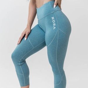 Kora Contour leggings Medium